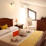 Cortese Villa